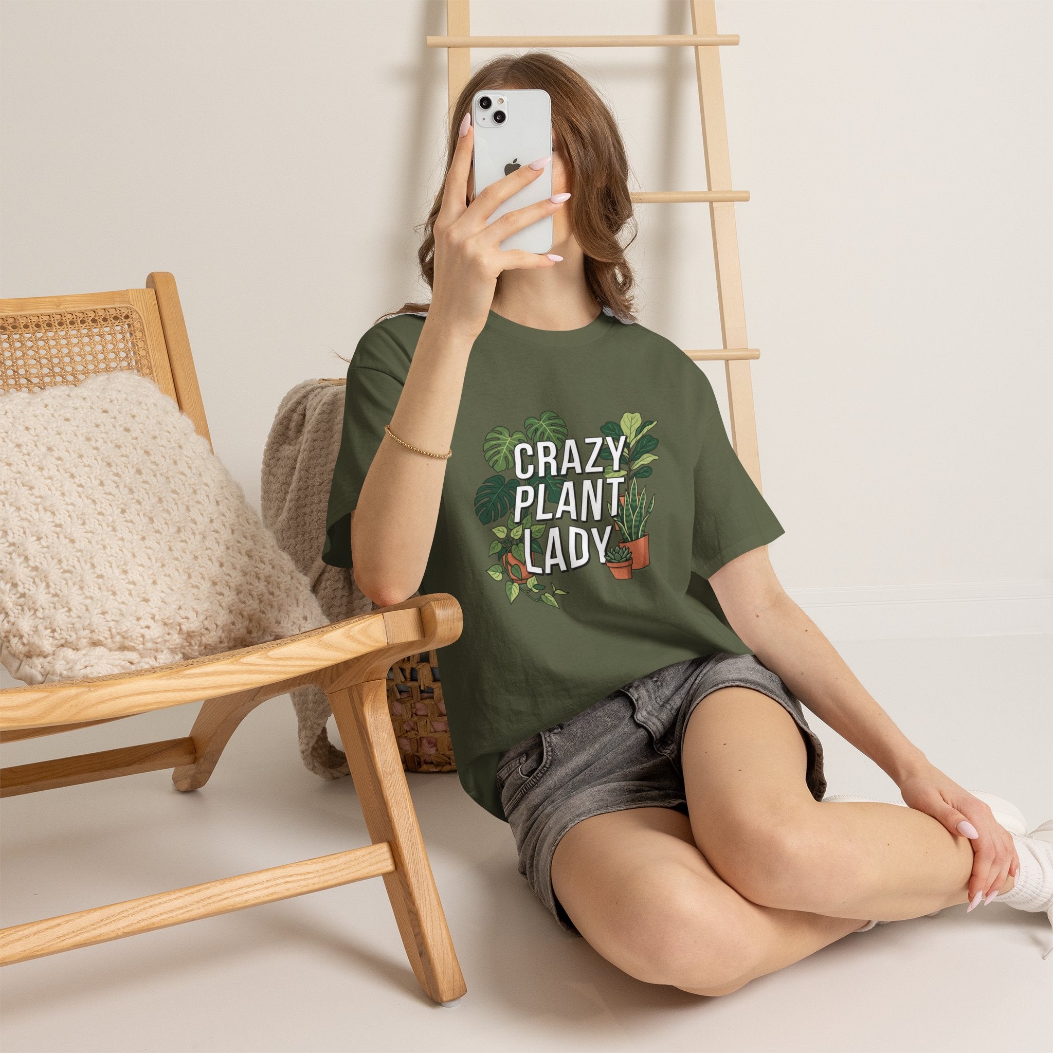 Plant Mami Tee