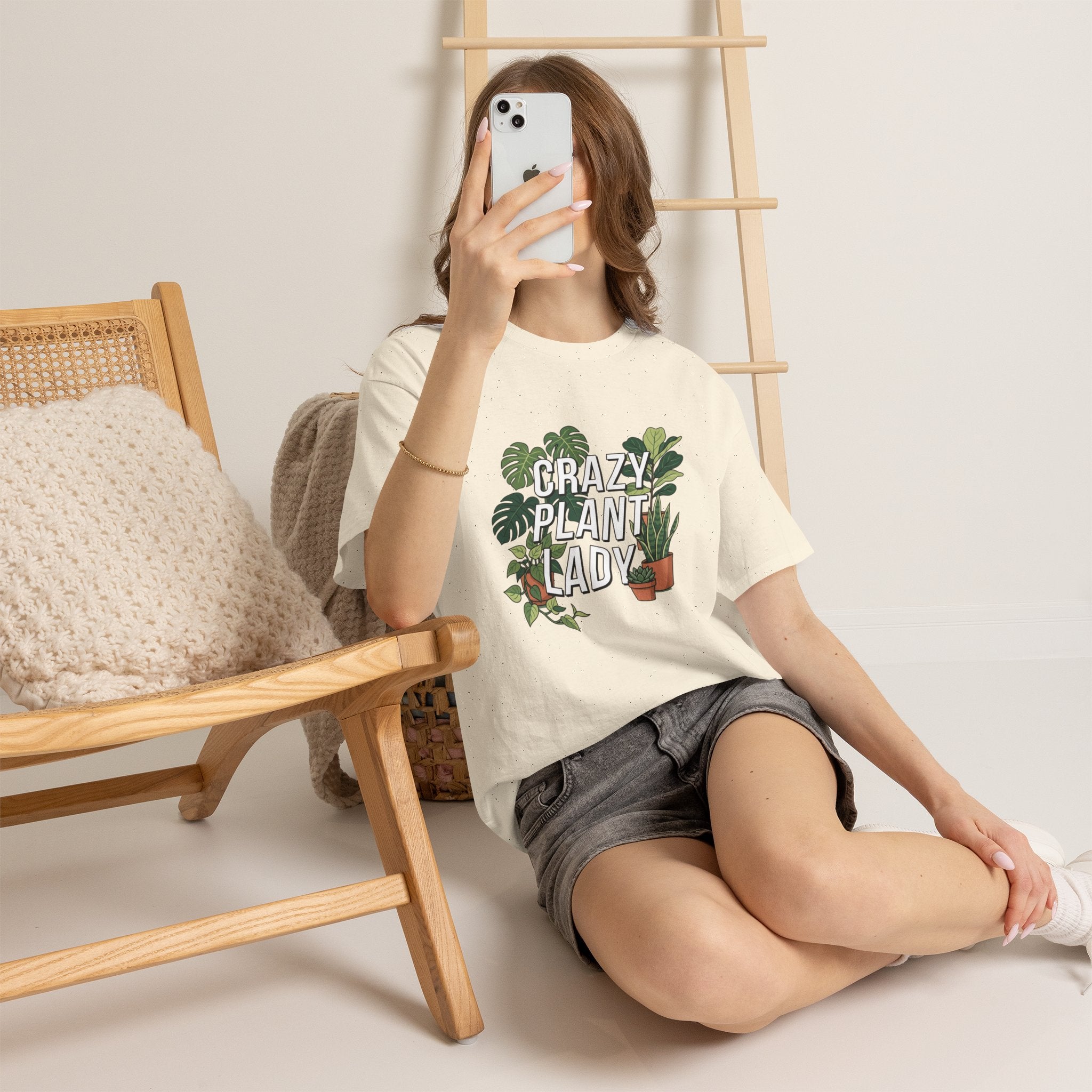 Plant Mami Tee
